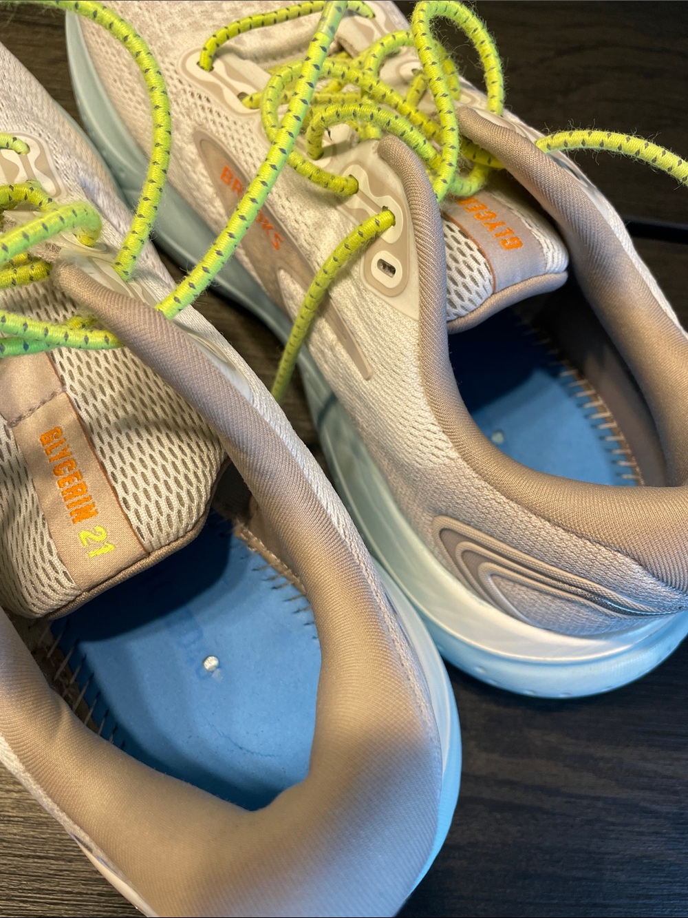 Brooks Light Glycerin 21 - Picture 6 of 12